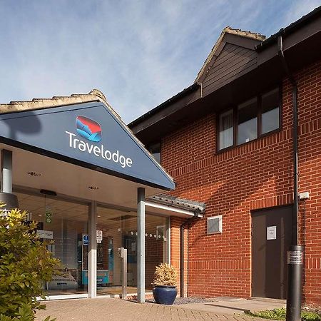 Travelodge Newbury Tot Hill Highclere Екстериор снимка
